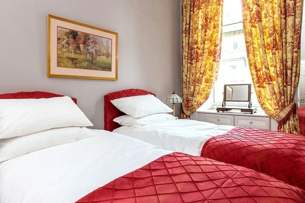 Edinburgh Landmarks Apartments 4*,  United Kingdom