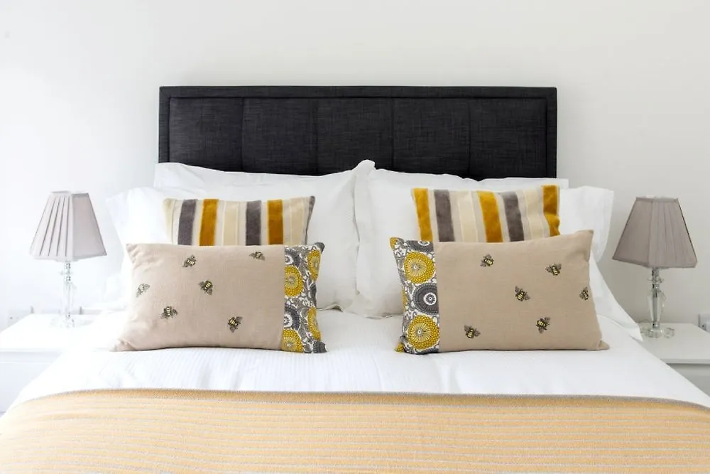 호텔 Edinburgh Landmarks Apartments